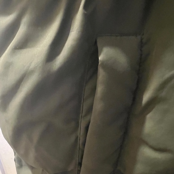 H&M Puffer Jacket - Picture 3 of 5